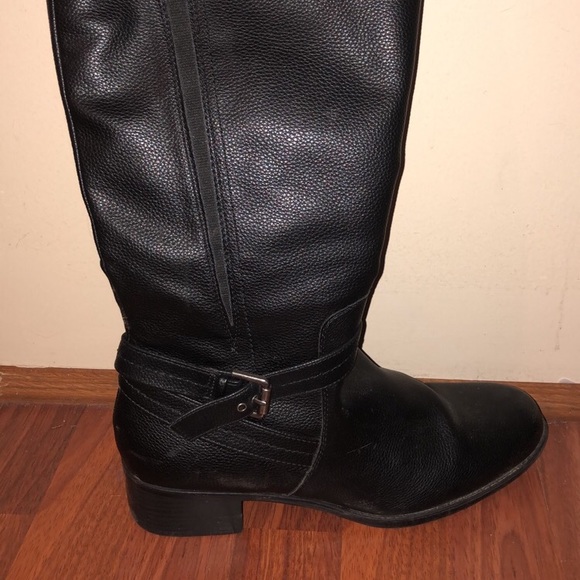 Boots - Picture 1 of 5